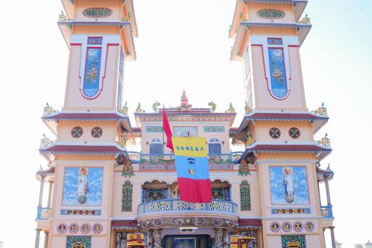 LỄ KỶ NIỆM HỘI NGÀY QUY THIÊN ĐỨC HỘ PHÁP, ĐỨC THƯỢNG PHẨM, ĐỨC THƯỢNG SANH VÀ QUÝ THỜI QUÂN HIỆP THIÊN ĐÀI NĂM ẤT TỴ - 2025